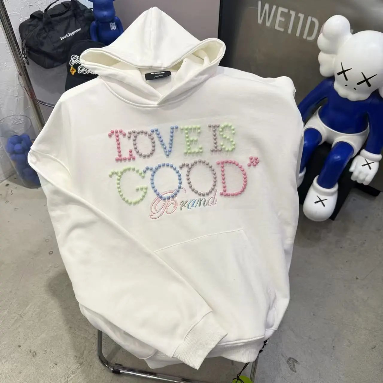 Good Brand Hoodies & Sweatshirts Rhinestone Graphic Sweatshirt Collection — G 59 white