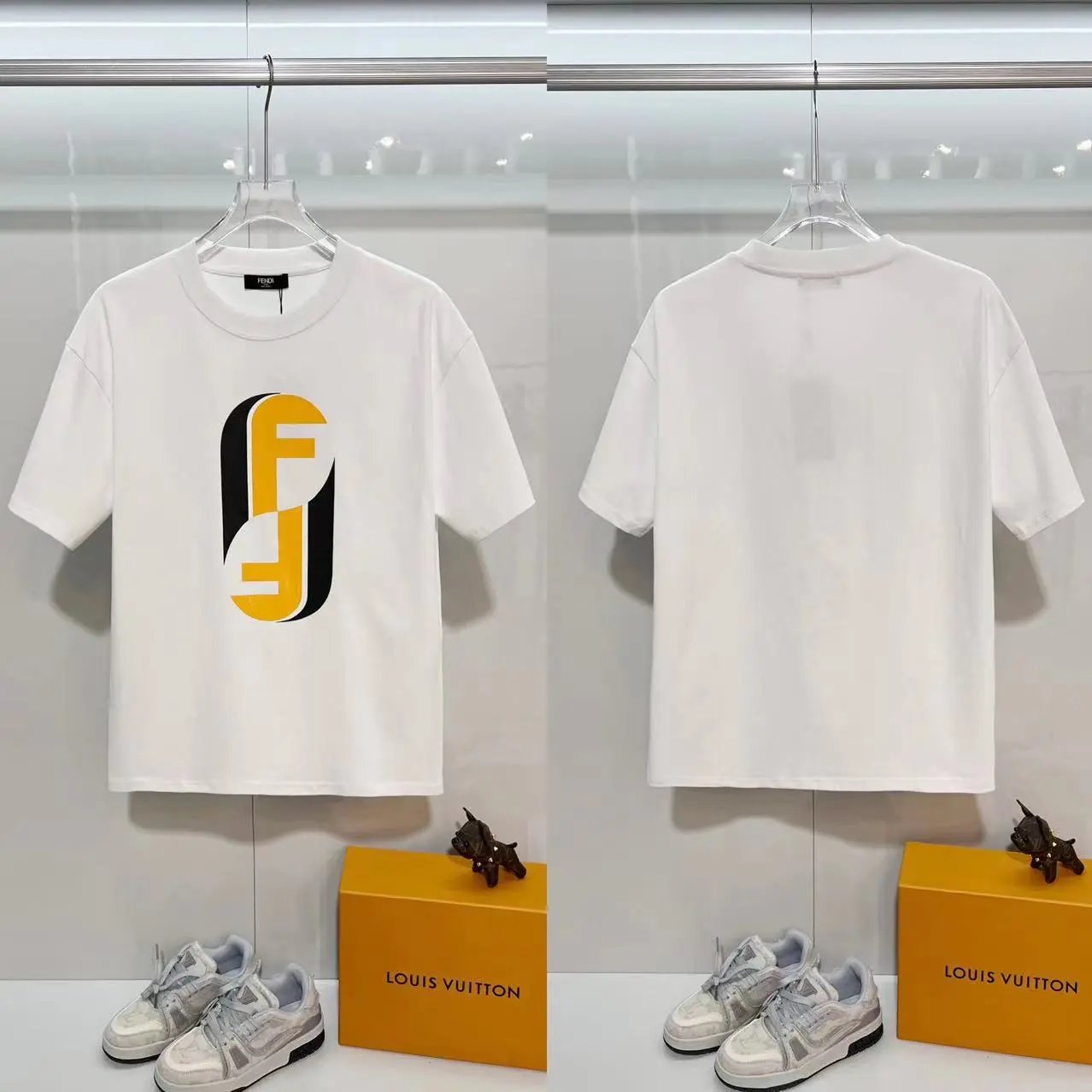 Fendi T-Shirts FF logo graphic short-sleeve T-shirt — F 13 Embossed white