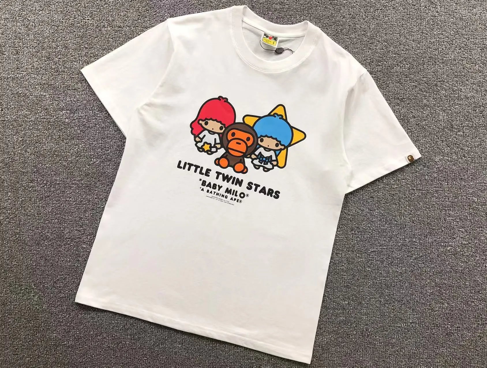 BAPE T-Shirts Short-Sleeve Graphic Print — 438 white