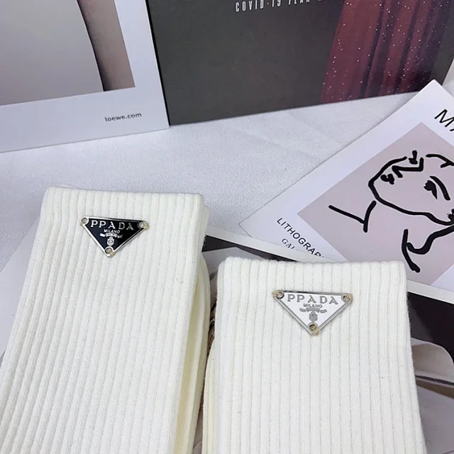 Prada Socks Ribbed crew with triangular logo plaque product detail image 16