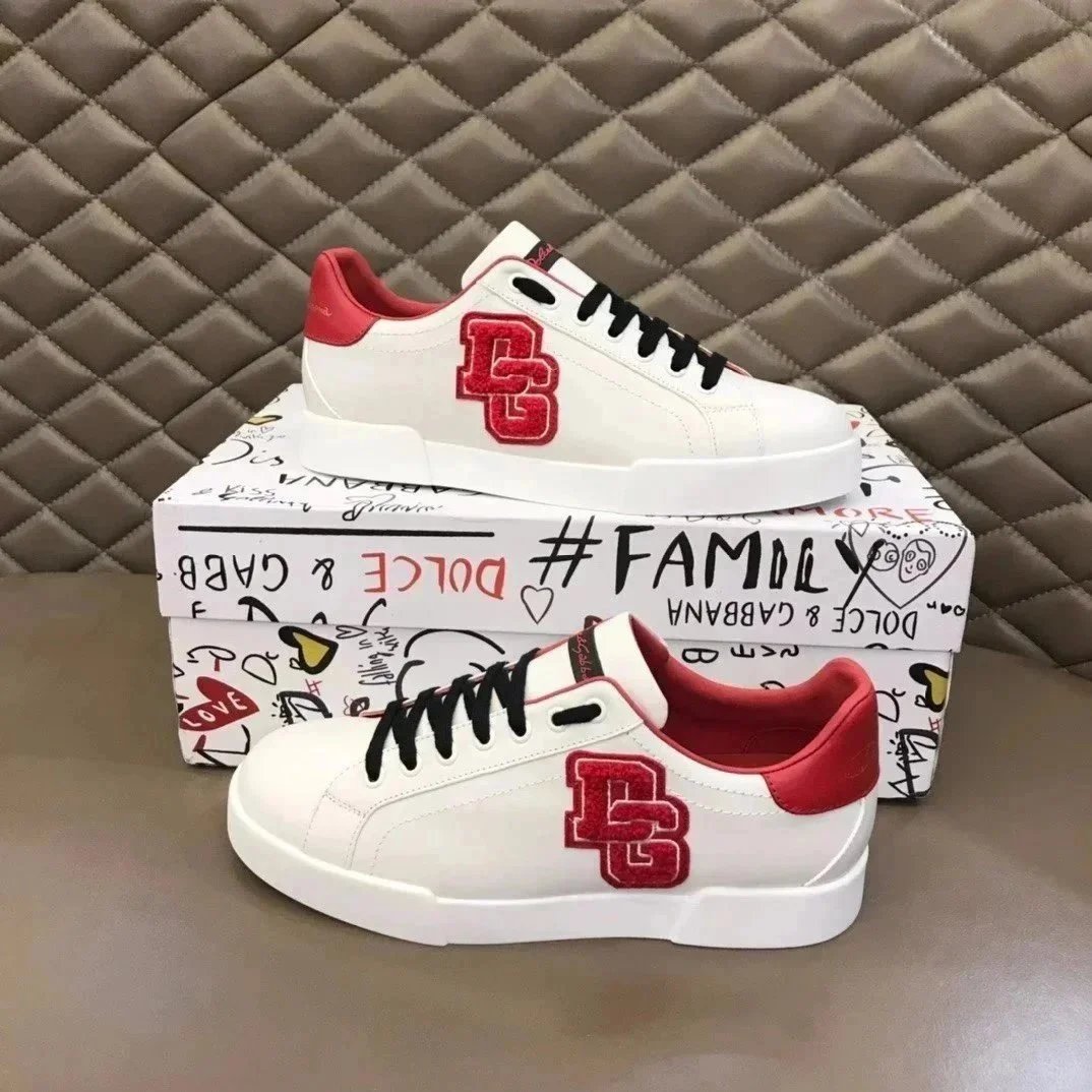 Dolce & Gabbana Sneakers Low-top logo lace-up — 24