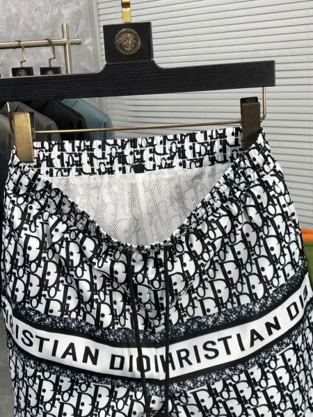 Dior Oblique Rainbow Print Swim Shorts - 17