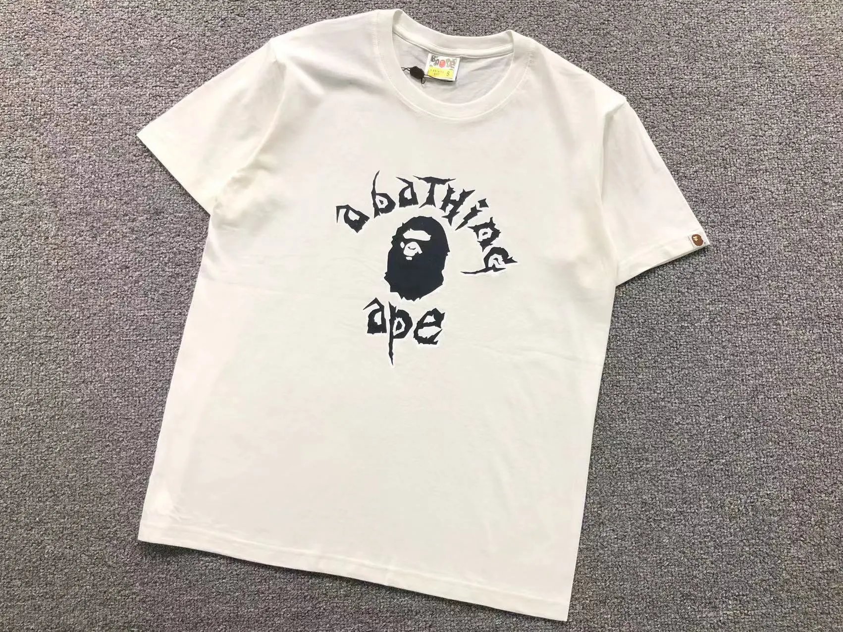 A Bathing Ape T-Shirts Graphic Print — 419 white