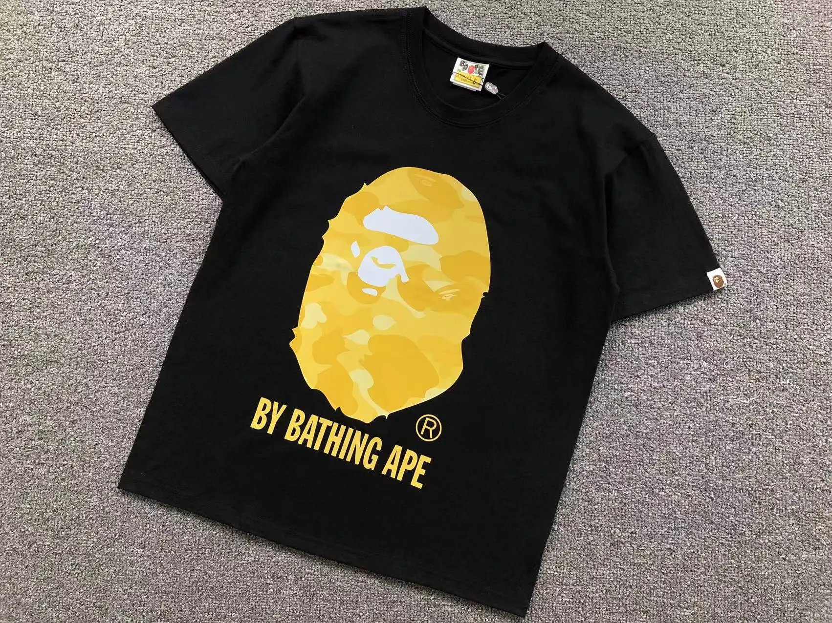 BAPE T-Shirts Short-Sleeve Graphic Print — 436 black