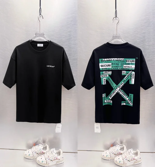 Off-White T-Shirts Graphic-print crew-neck product detail image 40