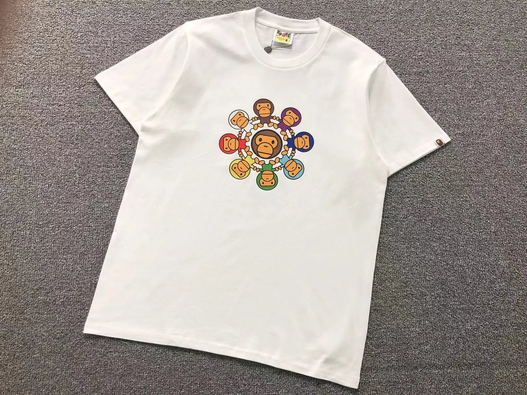 A Bathing Ape T-Shirts Graphic Print — 413 white