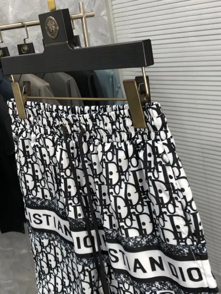Dior Oblique Rainbow Print Swim Shorts - 15