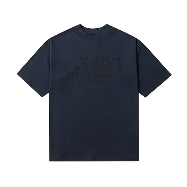 Maison Margiela T-Shirts Number 6 Graphic T-Shirt product detail image 15