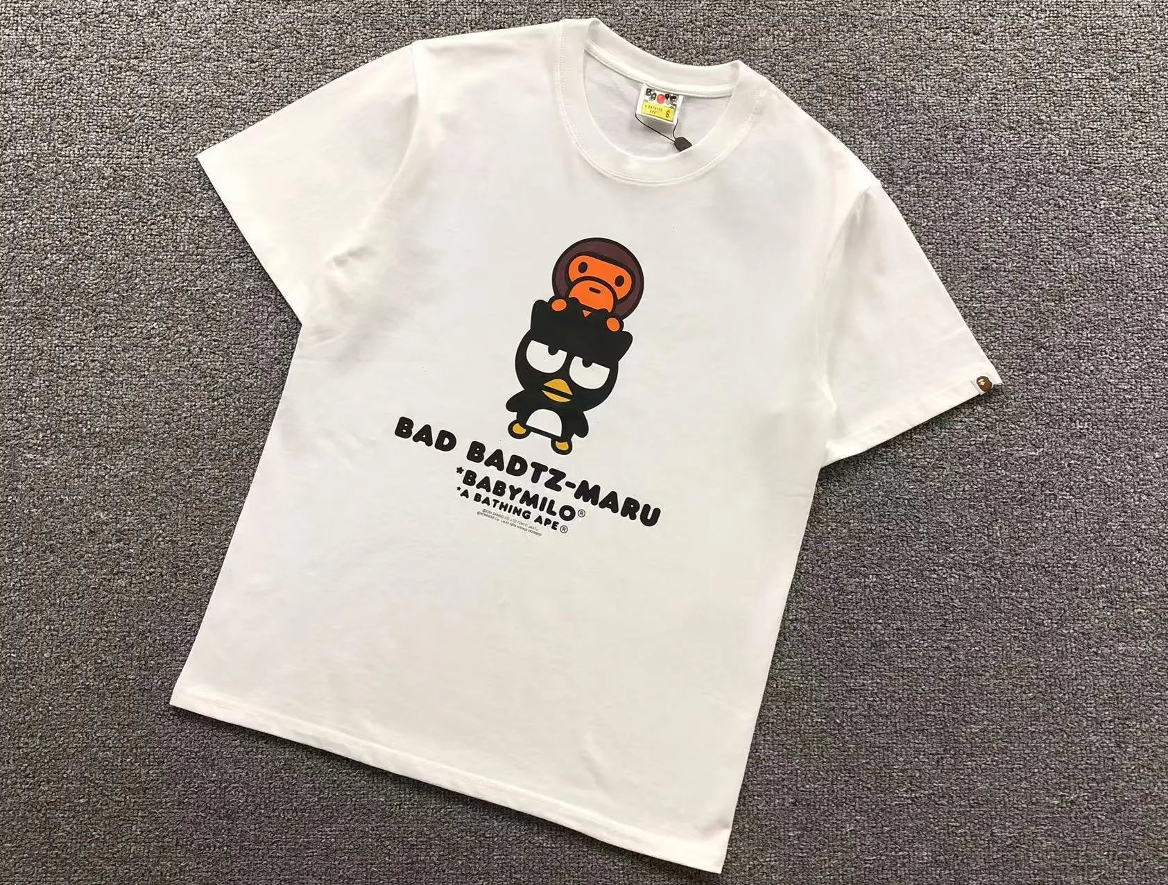 BAPE T-Shirts Short-Sleeve Graphic Print — 439 white