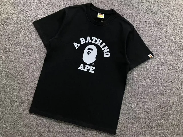 A Bathing Ape T-Shirts Graphic Print product detail image 9