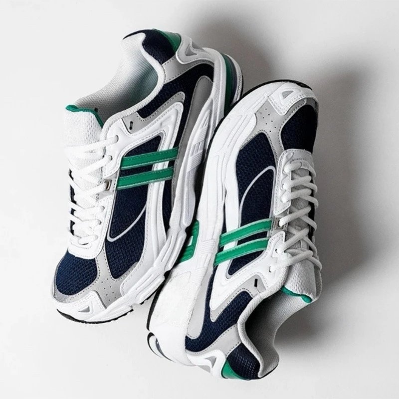 Adidas Sneakers Response CL image 3