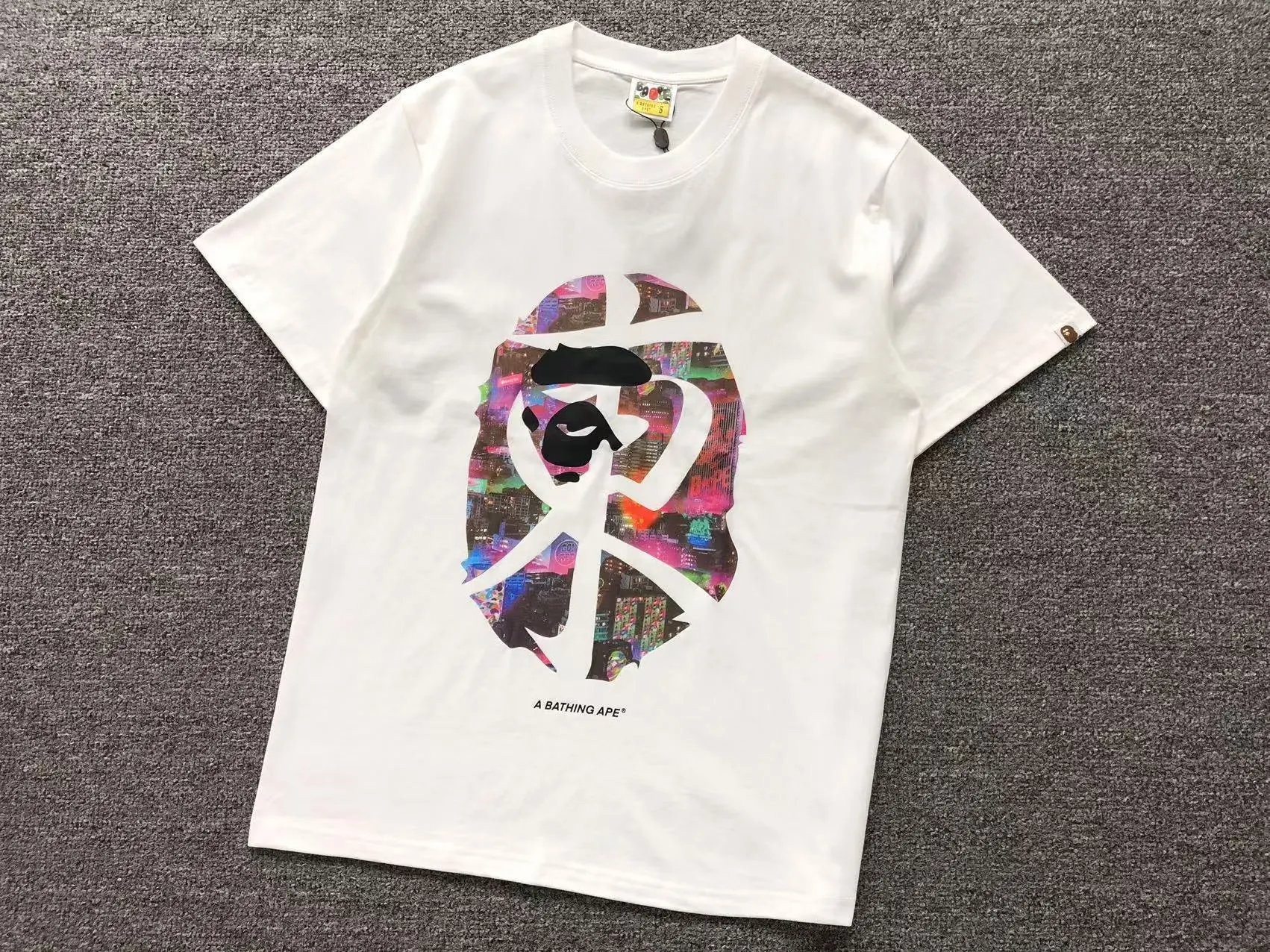 BAPE T-Shirts Short-Sleeve Graphic Print — 449 white