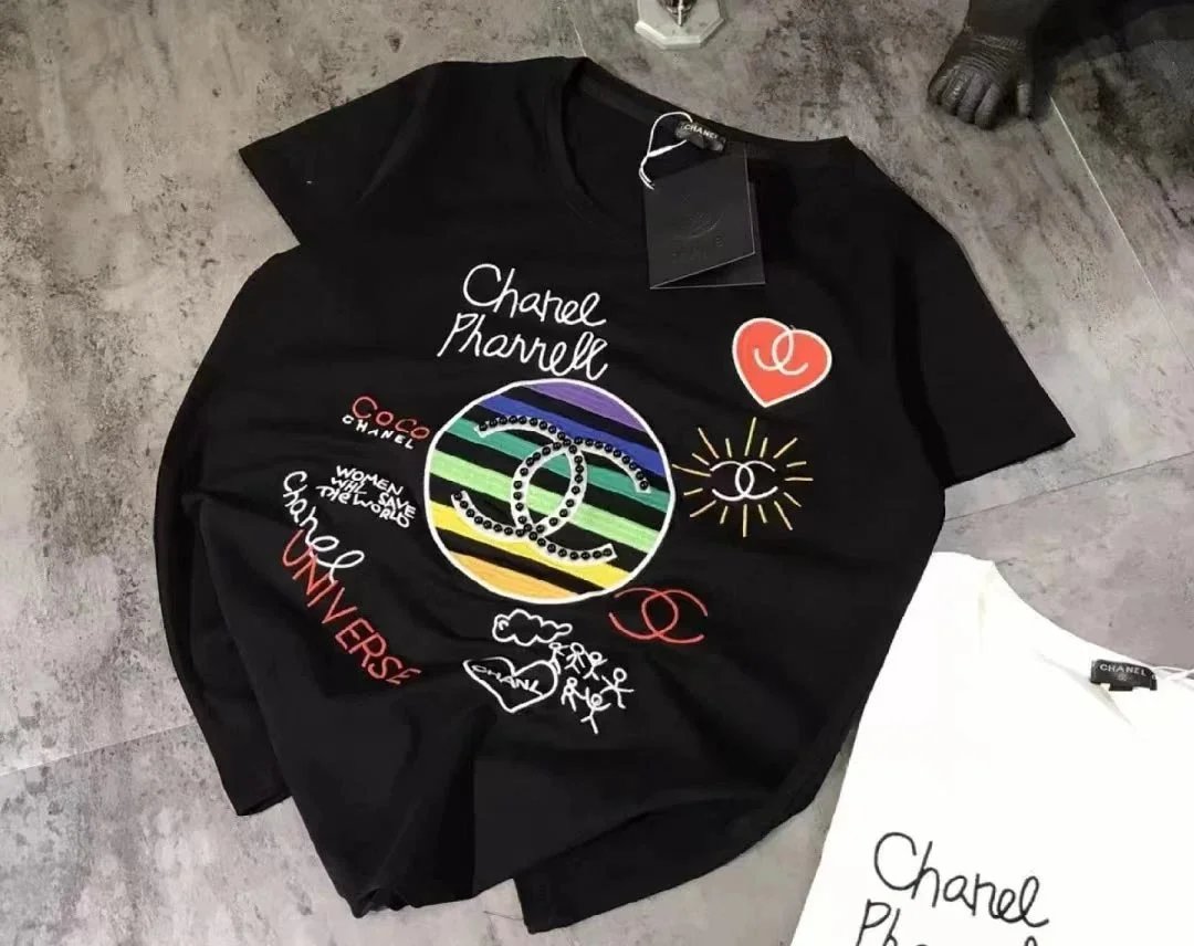 Chanel T-Shirts Short-Sleeve Logo Print — 18