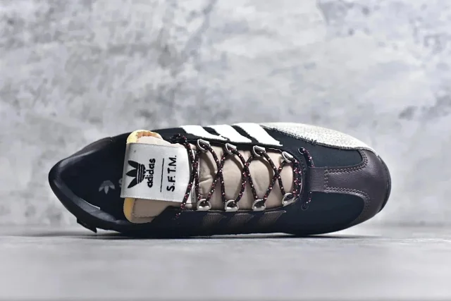 Adidas Sneakers SFTM-003 product detail image 3