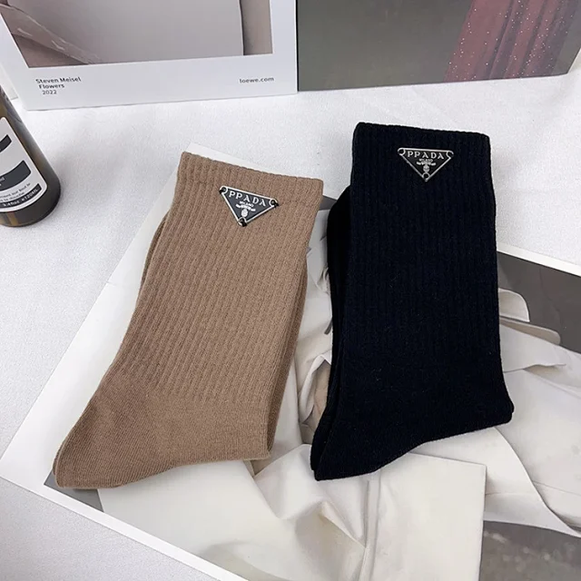 Prada Socks Ribbed crew with triangular logo plaque product detail image 14