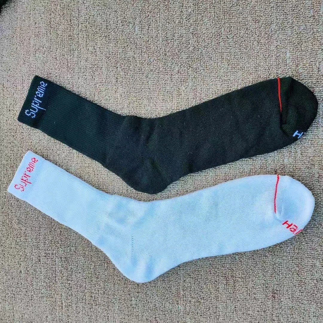 Supreme x Hanes 4-Pack Cushion Crew Socks White and Navy - 7