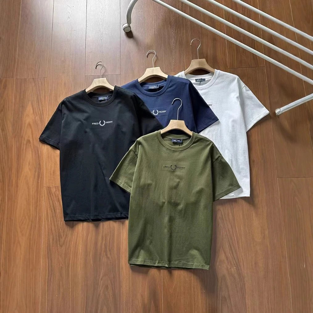 Fred Perry T-Shirts Laurel Wreath Logo Crew Neck T-Shirt image 3