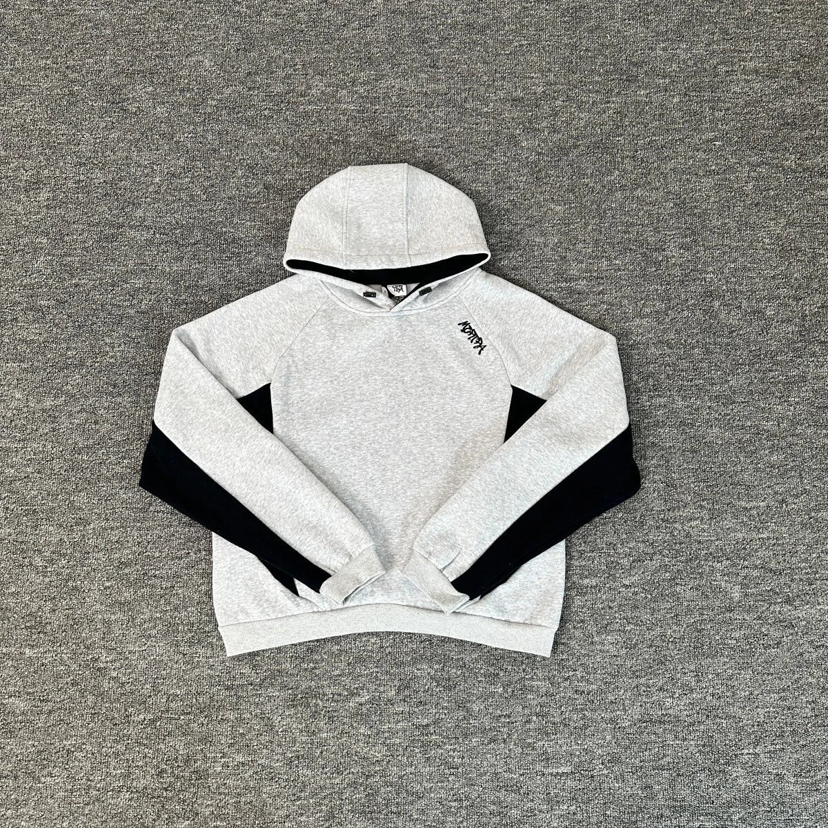 M&T Jackets Hooded zip-up embroidered jacket — ME-H052 Gray