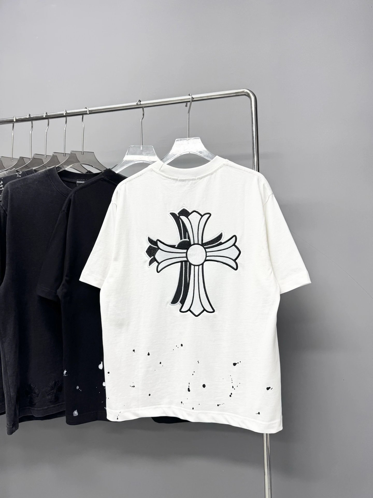 Chrome Hearts Cross Embroidered Distressed White T-Shirt - 11