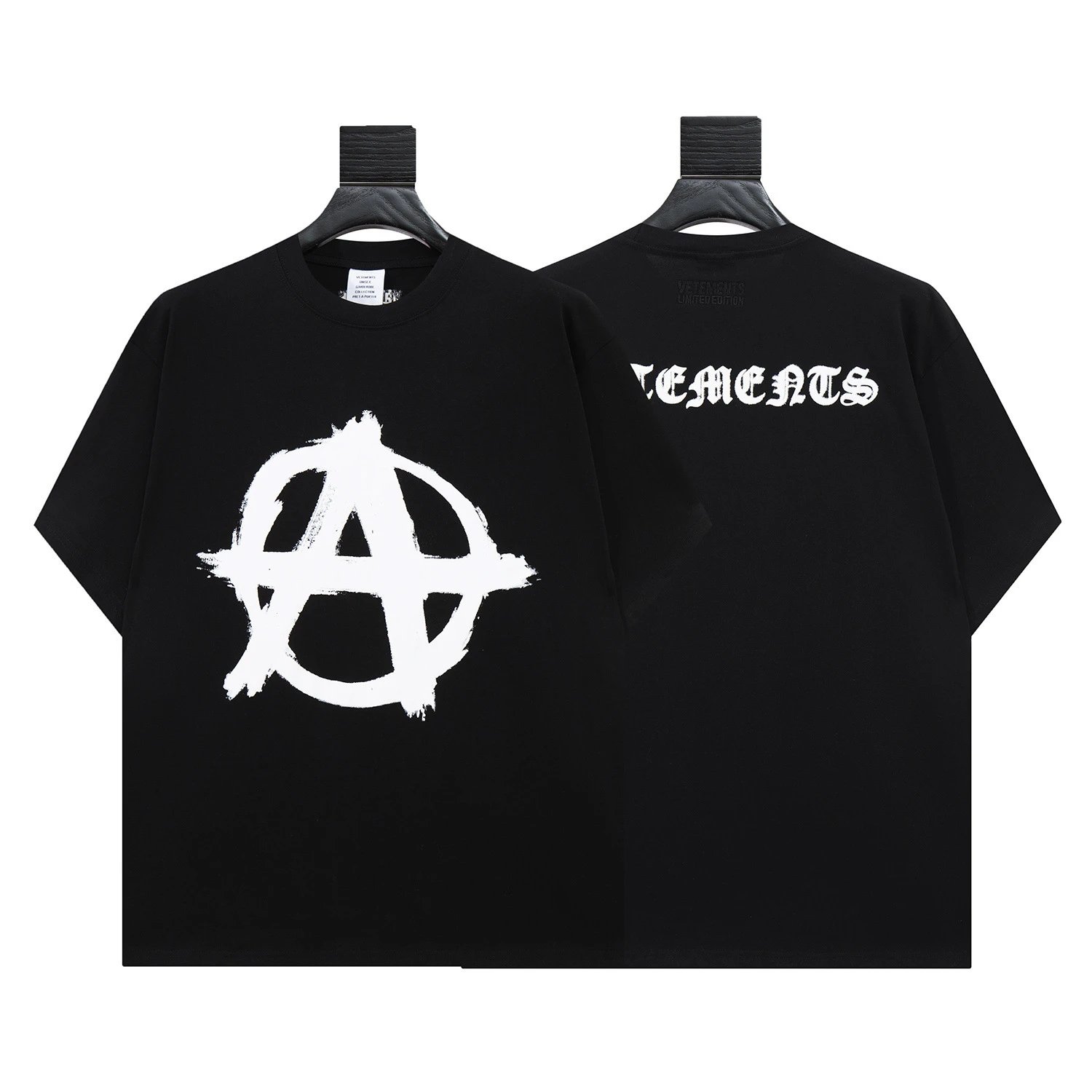 Vetements T-Shirts Graphic Logo Print — 8003 black
