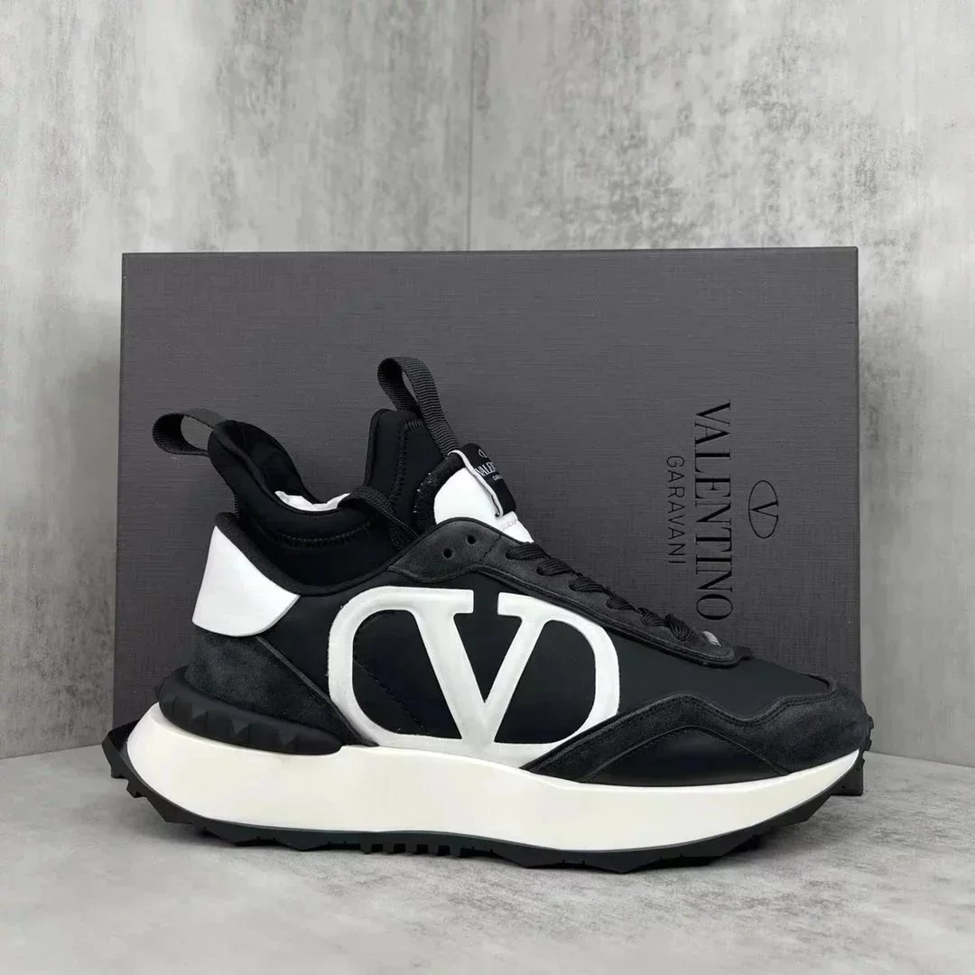 Valentino Garavani Sneakers V-Logo chunky image 3