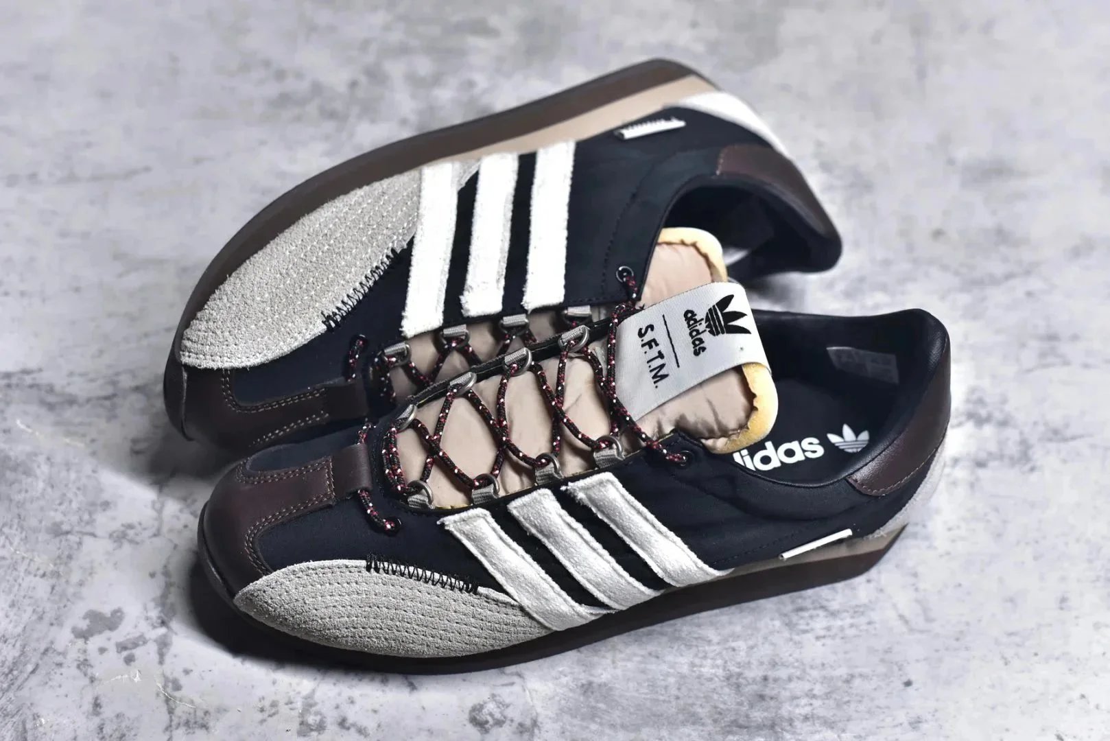 Adidas Sneakers SFTM-003 image 6