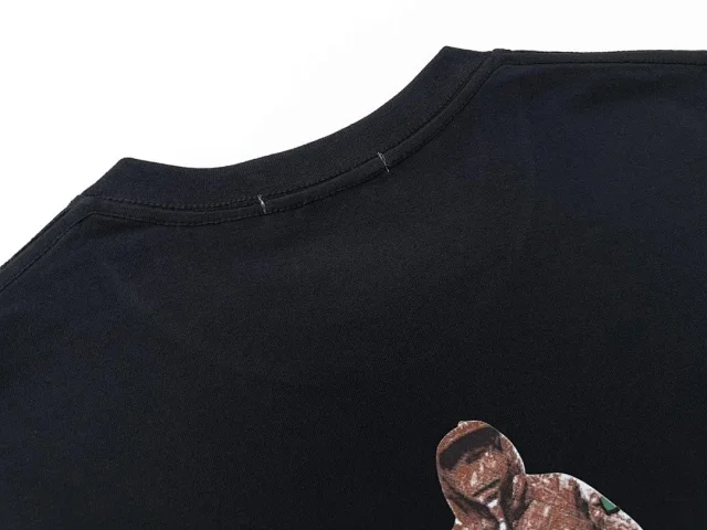 Stone Island T-Shirts Short-Sleeve Graphic Print T-Shirt product detail image 9