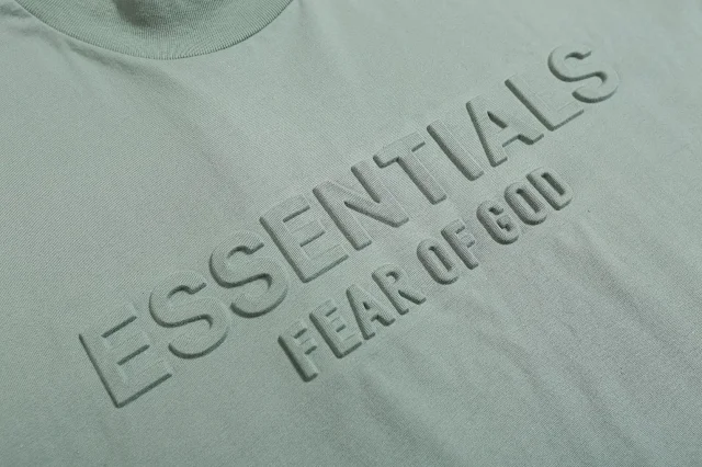 Fear of God T-Shirts Essentials embossed-logo T-shirt product detail image 3