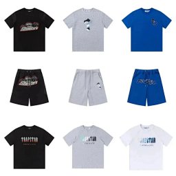 Classic fashion tren