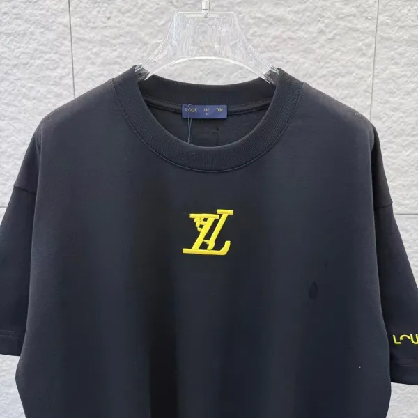 Louis Vuitton LV Logo Embroidered Black T-Shirt - 4