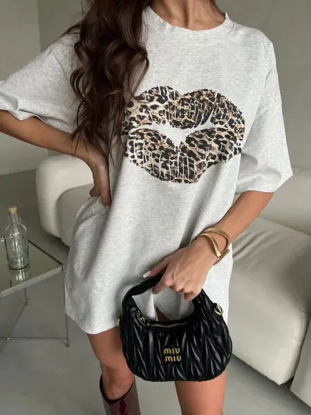 Design Leopard Print Lips Graphic Oversized T-Shirt Gray T-Shirts - 11