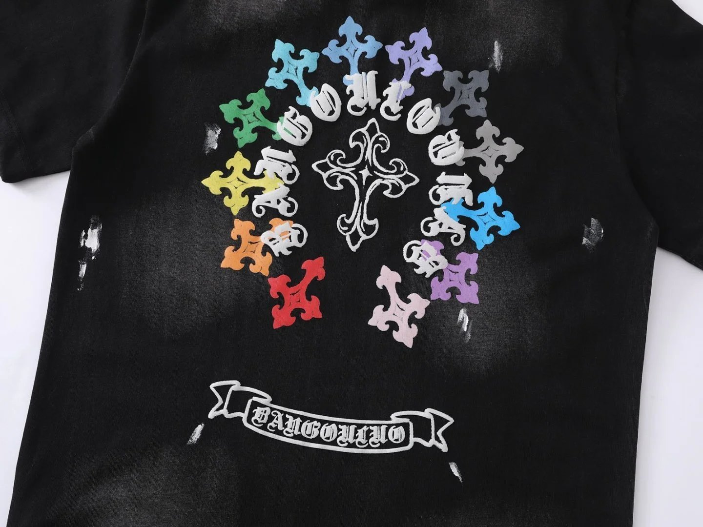 Design Distressed Rainbow Logo T-Shirt White - 11