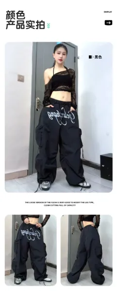 Design Cargo Pants with Script Logo Black Pants - 9