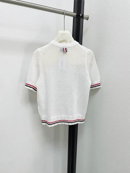Design Open-Knit Short-Sleeve Sweater Navy with Red-White Trim - 11