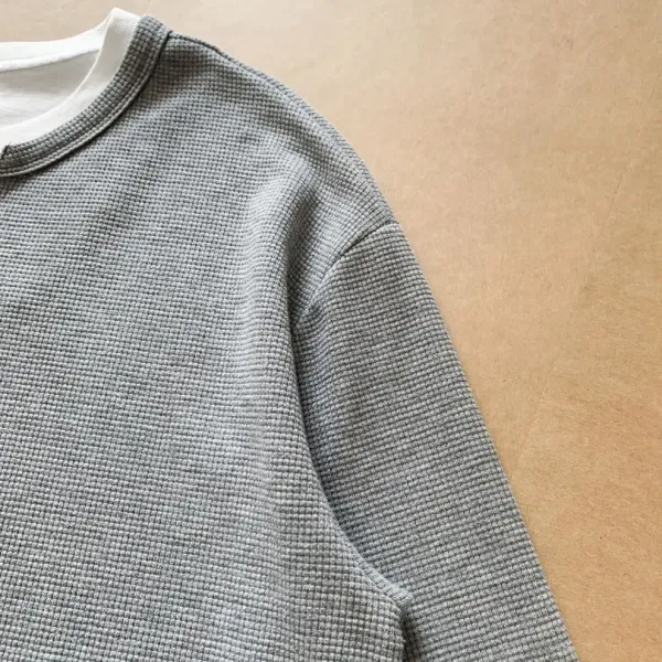 Design Layered V-Neck Thermal Gray Long Sleeve Top - 31