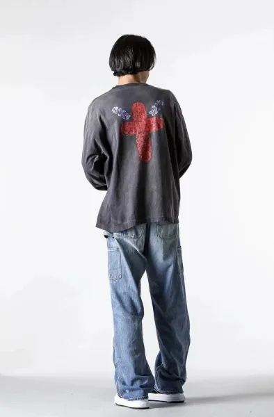 Design Graffiti Print Oversized Long-Sleeve T-Shirt White - 41