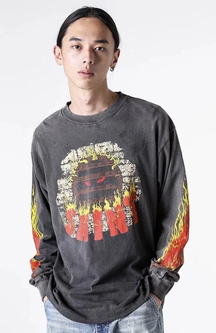 Design Graffiti Print Oversized Long-Sleeve T-Shirt White - 36