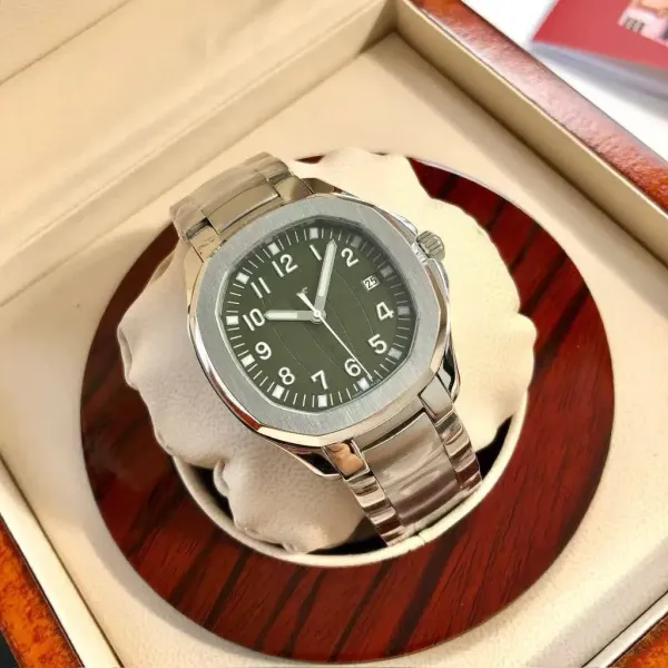 Patek Philippe Aquanaut Black Dial Steel Watch Watches - 5