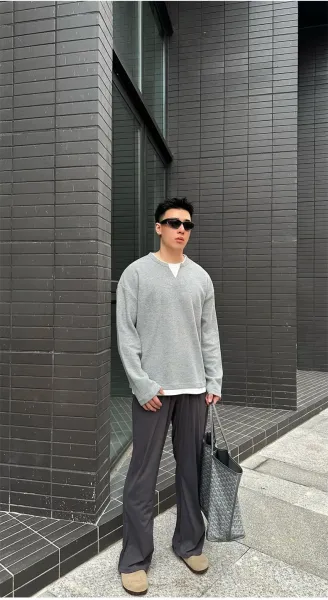 Design Layered V-Neck Thermal Gray Long Sleeve Top - 7