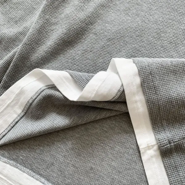 Design Layered V-Neck Thermal Gray Long Sleeve Top - 28