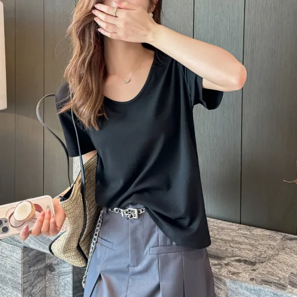 Design V-Neck Relaxed Fit Black T-Shirt - 1