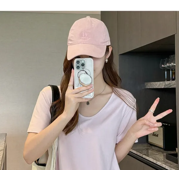 Design V-Neck Relaxed Fit T-Shirt in Soft Pink - 15