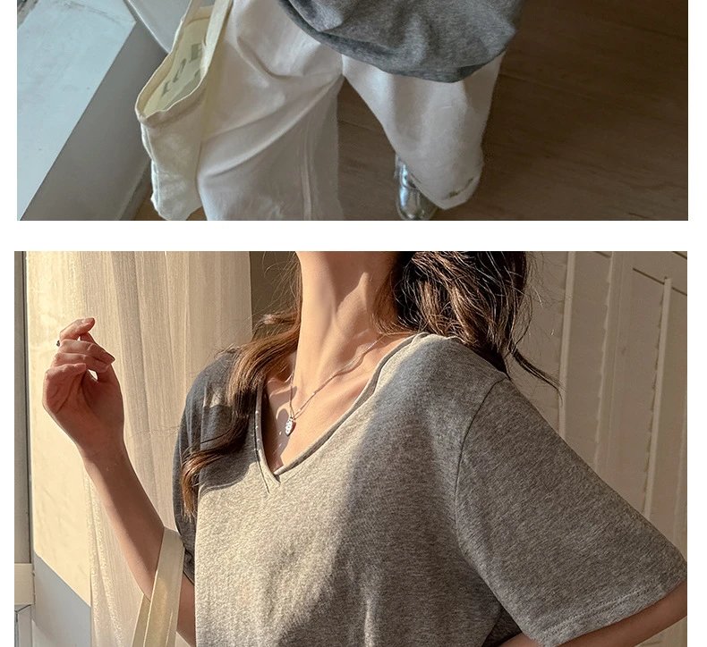 Design V-Neck Oversized T-Shirt Black - 21