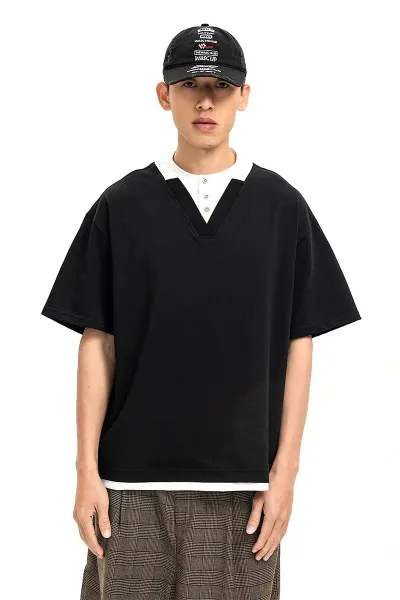 Design Layered Collar V-Neck T-Shirt Black - 4