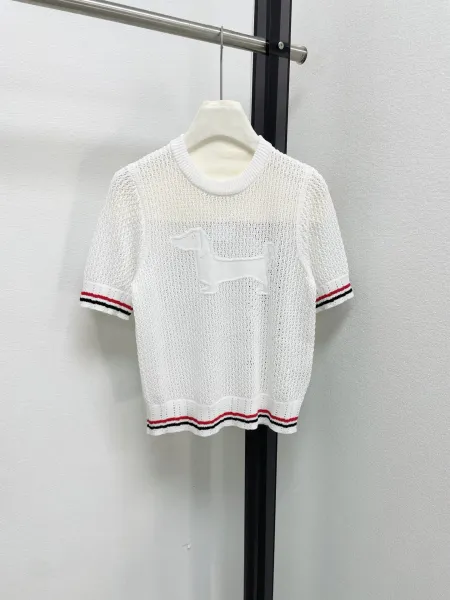 Design Open-Knit Short-Sleeve Sweater Navy with Red-White Trim - 10