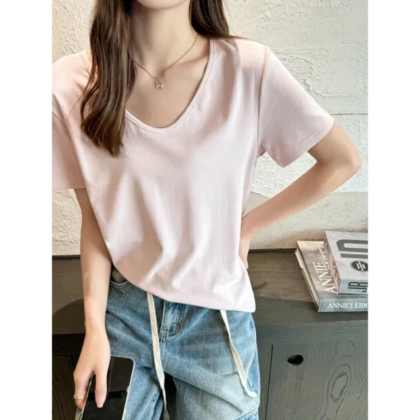 Design V-Neck Relaxed Fit T-Shirt in Soft Pink - 1