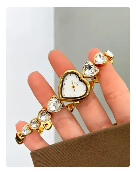 Design GEDI Heart-Shaped Emerald Green Quartz Watch Watches - 14