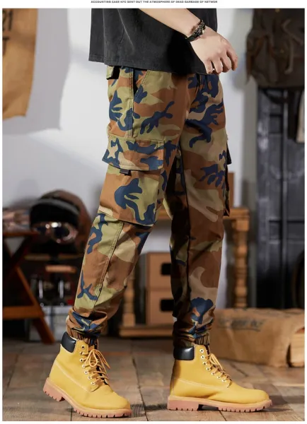 Carhartt Work In Progress Camo Cargo Pants Multicolor Pants - 10