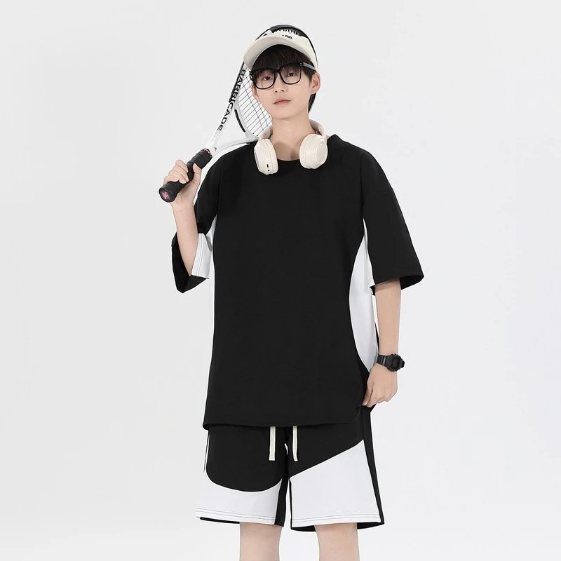 Design Oversized T-Shirt and Shorts Set Beige with Black Stripes Casual Set - 32