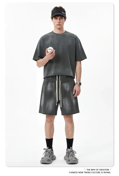 Design BE Thrived Vintage Red Gradient Shorts - 33